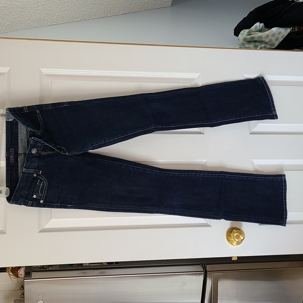 Fidelity Jeans - Picture 2 of 9